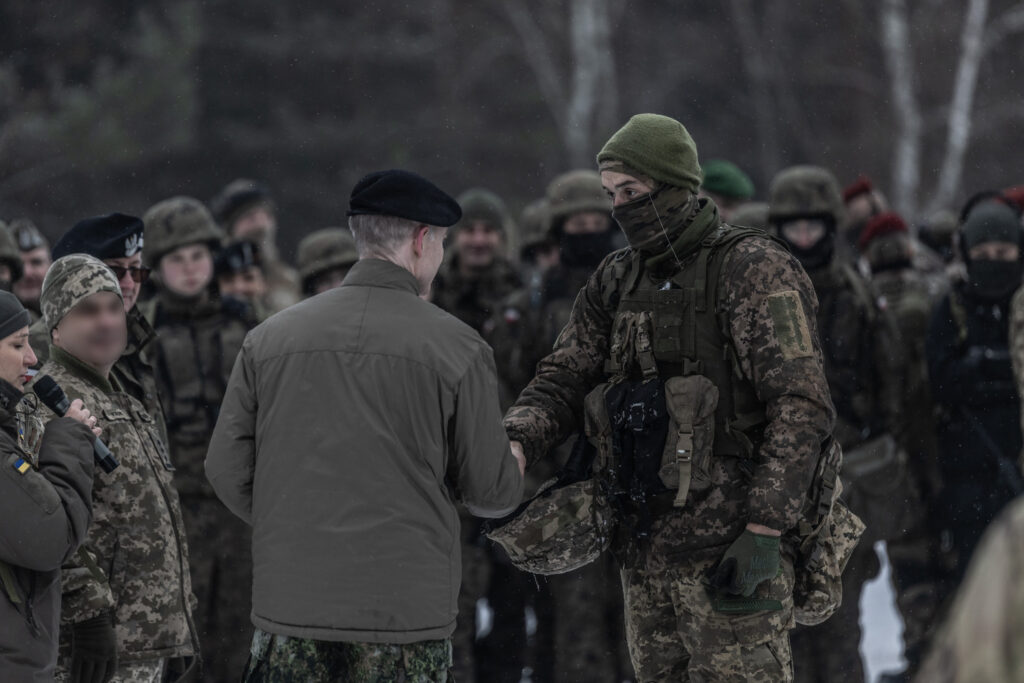 NATO photo of Ukrainian and Dutch soldiers at joint training in Wędrzyn, Poland on December 7, 2023.