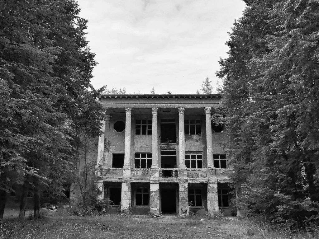 an abandoned, zombie agreement, symbolized by an abandoned building.